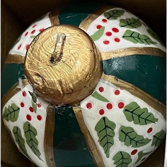 Christmas Ornament Candle Set of 4 Round Holiday Tier Tray Decor - Picture 3 of 9